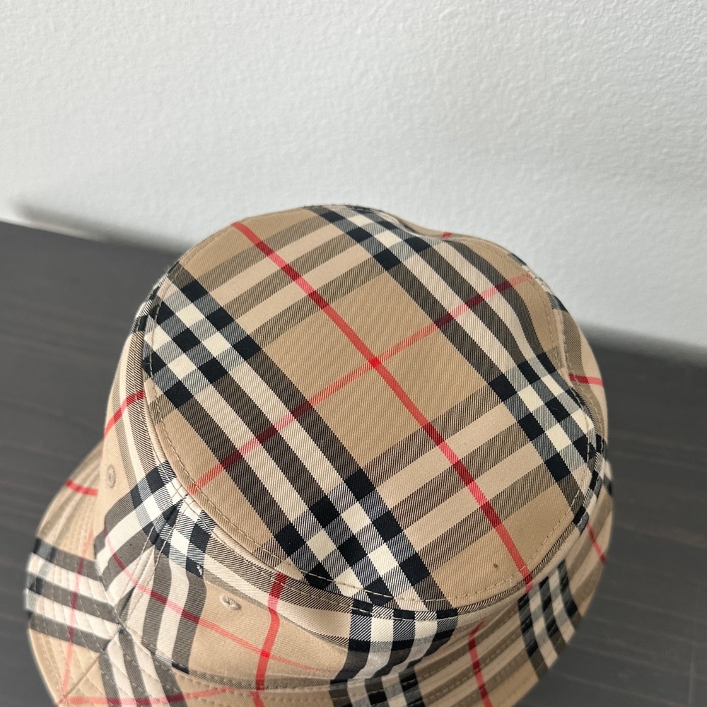 Burberry Tan and Red Plaid Bucket Hat - Picture 8 of 8